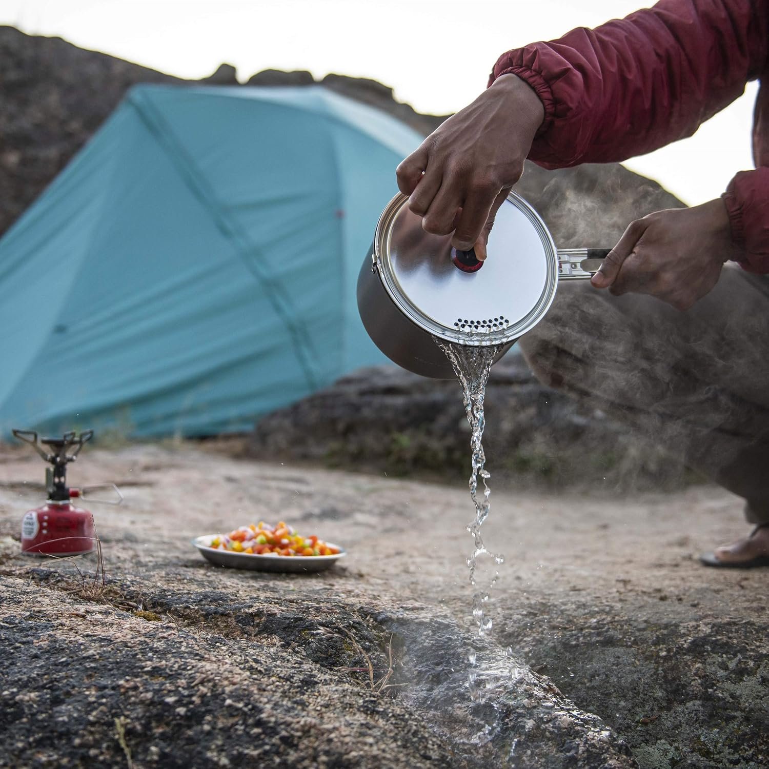 MSR 2.5 Liter Nonstick Ceramic Coated Solo Camping Cook Pot - Image 3